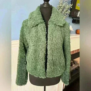NEW BLANK NYC Faux Fur/Shearling Cropped Jacket~ Green Lights~Small~Teddy Bear